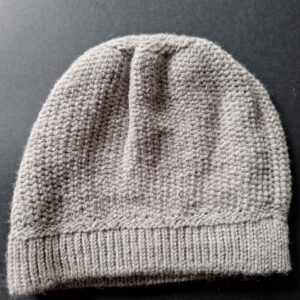 Bonnet en laine d'alpaga - modèle simple